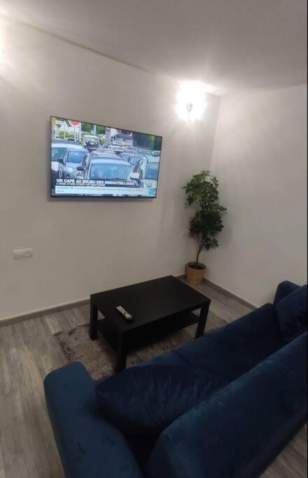 Garconniere Avec Jacuzzi, Parking Prive Et Piscine Appartement Agadir