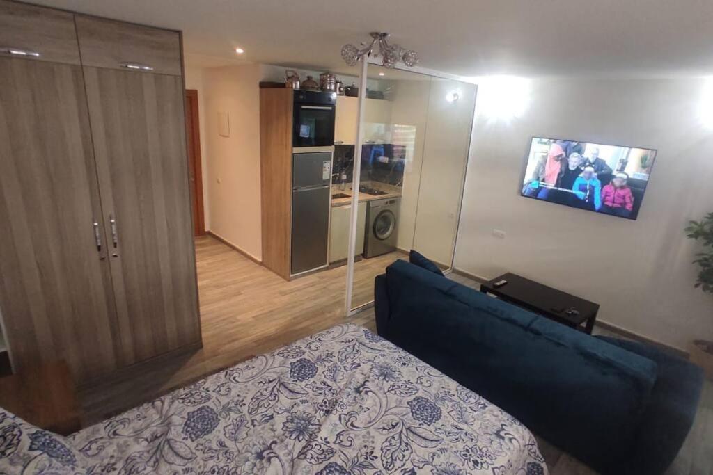 Apartment Garconniere Avec Jacuzzi, Parking Prive Et Piscine